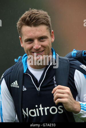 Cricket - Royal London One Day International Series - Fourth ODI - England / India - England Practice - Edgbaston. Jos Buttler in Inghilterra durante una sessione di pratica di reti a Edgbaston, Birmingham. Foto Stock