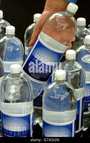 Cambridge Azienda acqua - Acqua di alimentazione di bottiglie Foto Stock