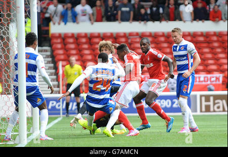 Calcio - Sky scommessa campionato - Nottingham Forest v lettura - la massa della città Foto Stock