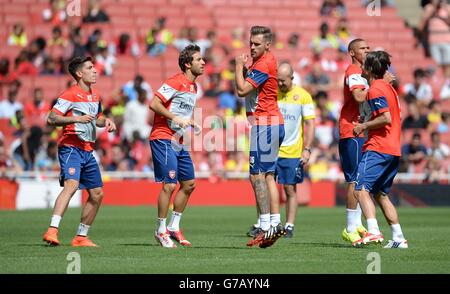 Calcio - La Comunità fa scudo - Arsenal v Manchester City - Arsenal sessione di formazione - Emirates Stadium Foto Stock