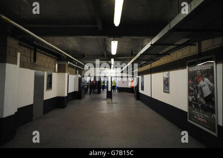 Calcio - Sky scommessa campionato - Millwall v Leeds United - Il nuovo Den Foto Stock