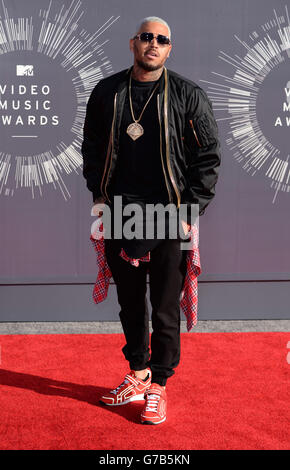 Chris Brown arriva al MTV Video Music Awards 2014 al Forum di Inglewood, Los Angeles. Foto Stock