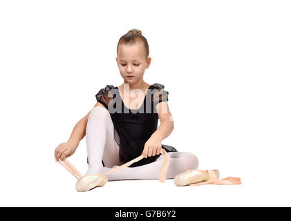 Little Ballerina in nero tutu indossa scarpe da ballo Foto Stock