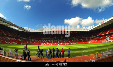 Manchester United ha firmato Angel di Maria durante una chiamata fotografica a Old Trafford, Manchester. PREMERE ASSOCIAZIONE foto. Data immagine: Giovedì 28 agosto 2014. Vedi PA storia CALCIO uomo Utd. Il credito fotografico dovrebbe essere: Peter Byrne/PA Wire. Foto Stock