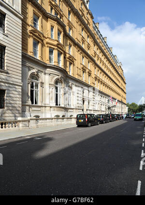 Foto d'inventario del Corinthia Hotel, a Whitehall Place, nel centro di Londra. Foto Stock