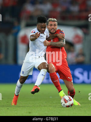 Soccer - UEFA Euro 2016 - Qualifiche - Gruppo E - Svizzera - Inghilterra - St Jakob-Park Stadium Foto Stock