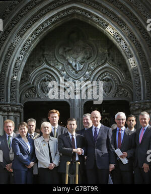 Servizio in chiesa per promuovere l unità in Scozia Foto Stock