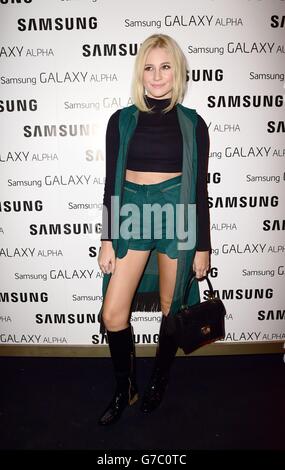 Samsung Galaxy Alpha lancia festa - Londra. Pixie Lott partecipa alla festa di lancio del Samsung Galaxy Alpha alla Collezione di Londra. Foto Stock