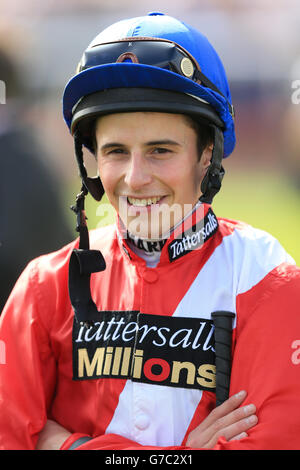 Corse di cavalli -2014 Ladbrokes St Leger Festival - Ladies Day - Doncaster Racecourse. William Buick, fantino Foto Stock