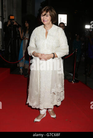 Cherie Blair arriva per l'Asian Achievers Awards, al Grosvenor House Hotel on Park Lane, Londra. Foto Stock