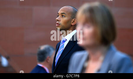 Chuka Umunna Shadow Secretary for state for Business, Innovation and Skills parla alla televisione a prima colazione al Manchester Central in vista del discorso di ed Miliband alla Conferenza annuale del Partito laburista. Foto Stock