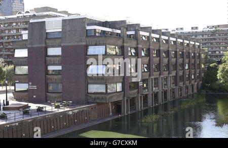 Stock barbicano - Londra. La City of London School for Girls nel Barbican Complex nella City of London. Foto Stock