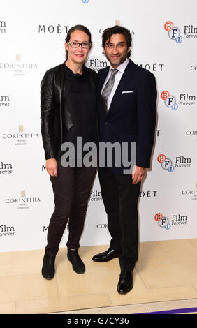 Victoria Harwood e Asif Kapadia partecipano alla cena di gruppo al Pacino BFI, sostenuta da Moet & Chandon, al Corinthia Hotel di Londra. Foto Stock