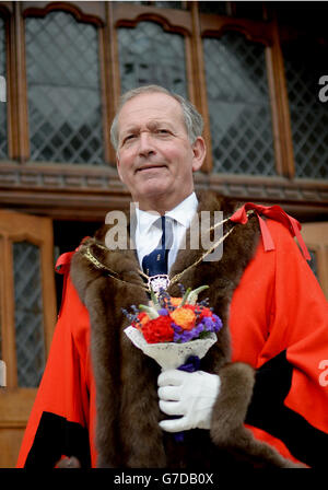 Il neo eletto Lord Mayor di Londra Alan Yarrow dopo la cerimonia elettorale alla Guildhall, Londra. Foto Stock