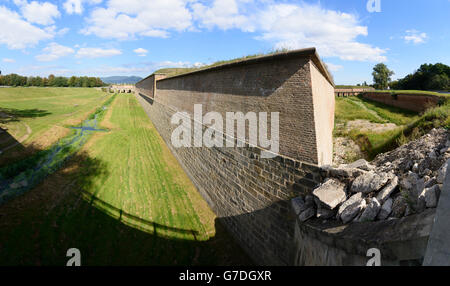 La fortificazione della piccola fortezza, Terezín (Theresienstadt), Repubblica Ceca Ustecky, Aussiger Regione Usti nad Labem regione, Foto Stock