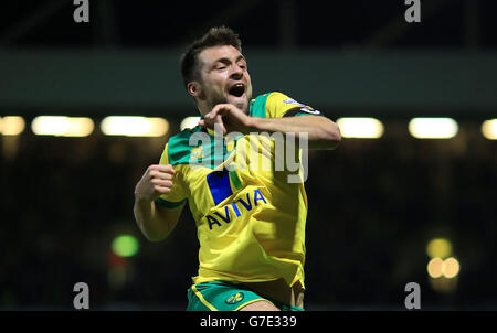 Calcio - Campionato Sky Bet - Norwich City / Leeds United - Carrow Road. Russell Martin di Norwich City festeggia il traguardo di apertura durante la partita del campionato Sky Bet a Carrow Road, Norwich. Foto Stock