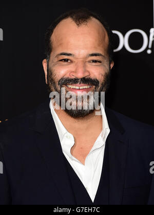 Jeffrey Wright arriva alla prima cinematografica britannica dei Giochi della fame: Mockingjay, parte 1, all'Odeon in Leicester Square, Londra. PREMERE ASSOCIAZIONE foto. Data immagine: Lunedì 10 novembre 2014. Guarda la storia di PA SHOWBIZ Hunger. Il credito fotografico dovrebbe essere: Ian West/PA Wire Foto Stock