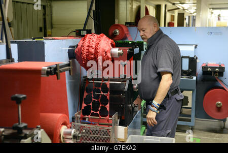 La fabbrica di papavero - Surrey. Appello papavero. Foto Stock