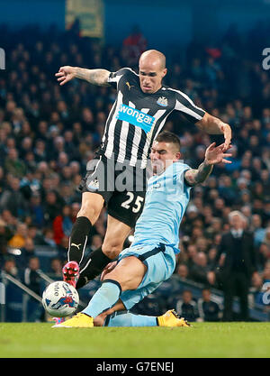 Calcio - Capital One Cup - quarto round - Manchester City v Newcastle United - Etihad Stadium Foto Stock