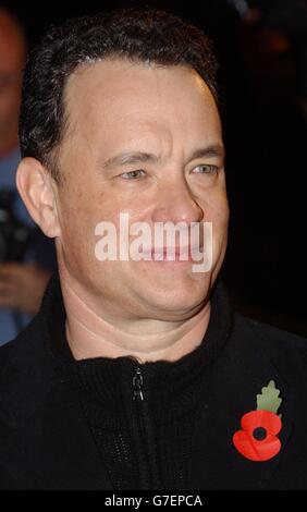 Protagonista del film Tom Hanks arriva per la prima inglese di Polar Express, presso Vue Leicester Square nel centro di Londra. Foto Stock