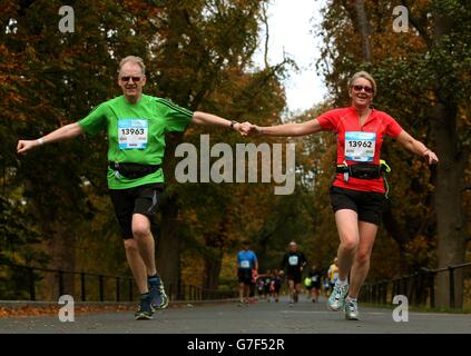 Atletica - 35th Dublin City Marathon Foto Stock