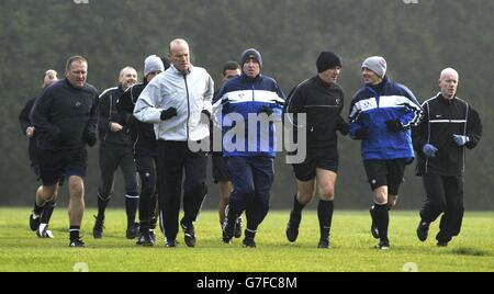 Jim van Wijk treni con arbitri Foto Stock