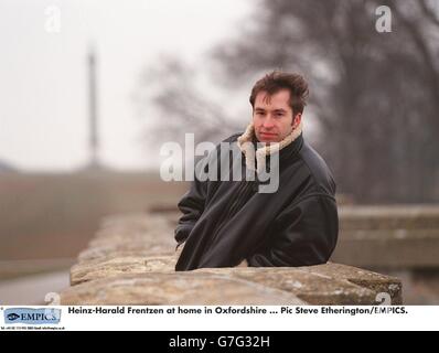 Heinz-Harald Frentzen a casa Foto Stock