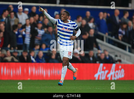 Calcio - Barclays Premier League - Queens Park Rangers / Leicester City - Loftus Road. Leroy Fer di Queens Park Rangers festeggia il secondo gol durante la partita della Barclays Premier League a Loftus Road, Londra. Foto Stock