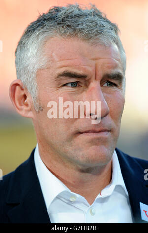 Allenatore Mirko Slomka, H96, ritratto, Bundesliga, il campionato federale, 1. FC Koeln - Hannover 96 2:0, RheinEnergieStadion, Colonia Foto Stock