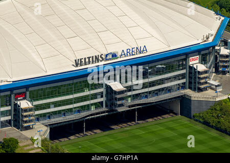 Vista aerea, Veltins Arena con scrittura, Schalke Stadium, Gelsenkirchen, Gelsenkirchen-Buer, la zona della Ruhr, Renania settentrionale-Vestfalia Foto Stock