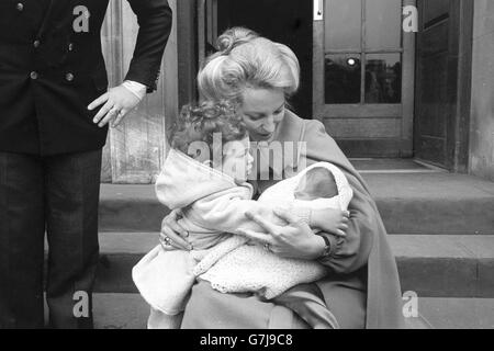 Royalty - La Principessa Michael del Kent e famiglia - St Mary's Hospital, Paddington Foto Stock