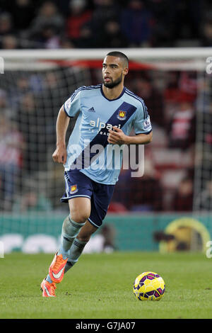 Calcio - Barclays Premier League - Sunderland v West Ham United - Stadio di luce. West Ham United's Winston Reid Foto Stock