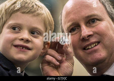 Churchill commemorative coin Foto Stock