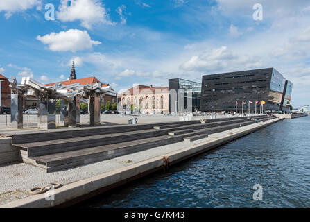 La Biblioteca Reale (Det Kongelige Bibliotek) chiamato anche il Diamante Nero Søren Kierkegaards Plads Copenhagen DANIMARCA Foto Stock