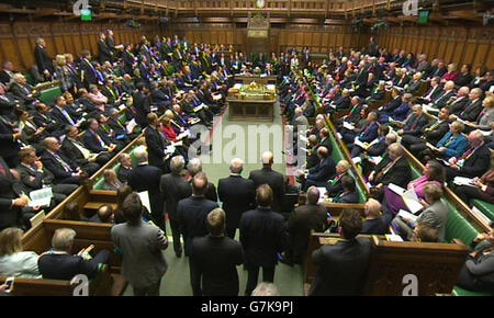 L'Aula di discussione durante il primo ministro di domande nella Camera dei Comuni di Londra. Foto Stock