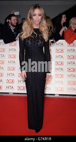 Lauren Pope arriva per il 2015 National Television Awards alla O2 Arena di Londra. Foto Stock