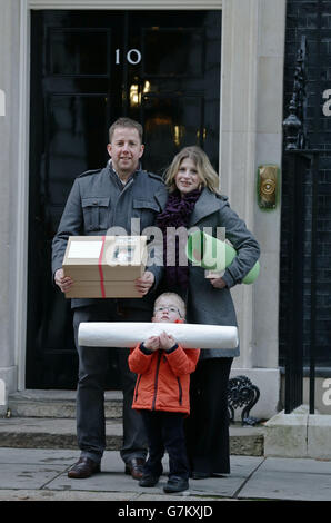 Sindrome di Morquio Downing Street petizione Foto Stock