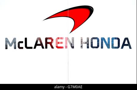 Formula uno - Test 2015 - giorno uno - circuito de Jerez. Logo McLaren Honda durante i test pre-stagione al circuito de Jerez di Jerez, Spagna. Foto Stock