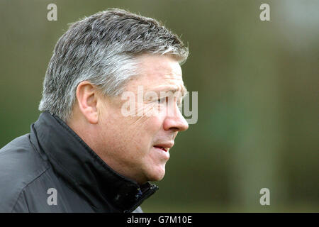 Exeter City Director del Football Steve Perryman al campo di allenamento di Exeter durante la giornata della fa Cup. Exeter City Face Manchester United nella fa Cup 3° round a Old Trafford il sabato. Foto Stock