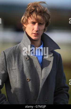 Jockey Richard Evans, figlio dell'allenatore David Evans di Abergavenny all'ippodromo di Ludlow, Shropshire. Foto Stock
