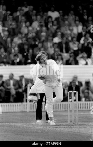 Cricket - prudenziali di Coppa del Mondo - Semi-Final - Inghilterra v Australia - Headingley Foto Stock