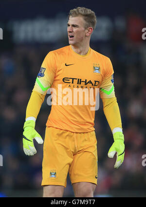 Calcio - Barclays Premier League - Stoke City / Manchester City - Britannia Stadium. Il portiere di Manchester City Joe Hart durante la partita della Barclays Premier League al Britannia Stadium, Stoke-on-Trent. Foto Stock