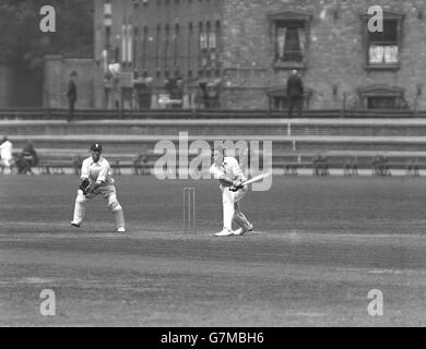 Cricket - 1927 County Championship - Surrey v Sussex - Giorno 2 - Kennington Oval, Londra Foto Stock