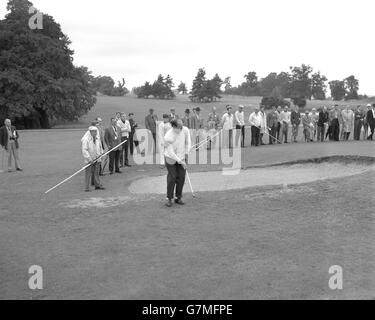 Golf - Esso Golden Tournament - Moor Park Golf Club, Rickmansworth, Hertfordshire Foto Stock