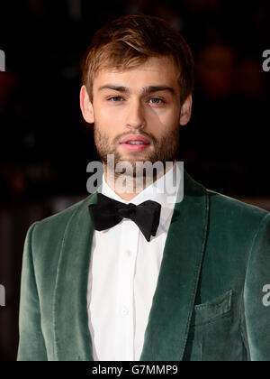 Douglas Booth partecipa all'EE British Academy Film Awards alla Royal Opera House di Bow Street a Londra. PREMERE ASSOCIAZIONE foto. Data immagine: Domenica 8 febbraio 2015. Vedere la storia di PA SHOWBIZ BAFTA. Il credito fotografico dovrebbe essere: Dominic Lipinski/PA Wire Foto Stock