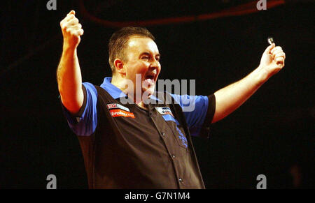 Finale del Campionato del mondo Ladbrokes Darts. Phil Taylor. Foto Stock