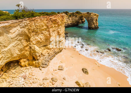 Praia da Marinha - bella spiaggia Marinha in Algarve, PORTOGALLO Foto Stock