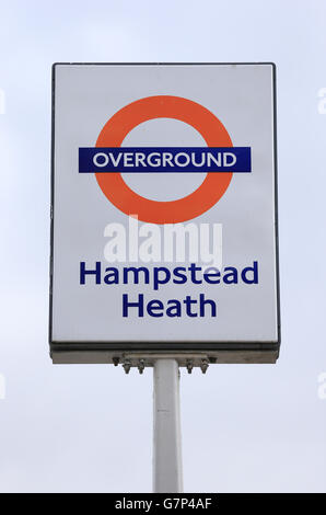 Una vista generale della Hampstead Heath Overground Station, Londra. Foto Stock