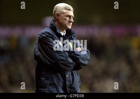 Calcio - fa Barclays Premiership - Aston Villa v Norwich City - Villa Park. Nigel Worthington, responsabile della città di Norwich Foto Stock