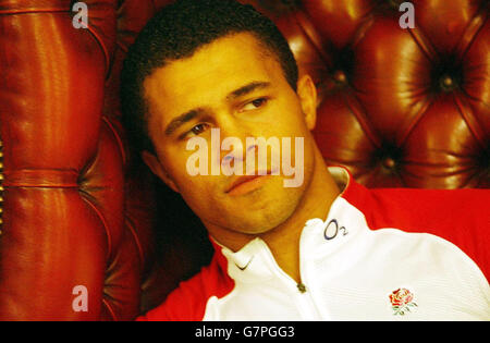 Rugby Union - RBS 6 Nations Championship 2005 - England Press Conference - Pennyhill Park. Il capitano dell'Unione di rugby dell'Inghilterra Jason Robinson. Foto Stock